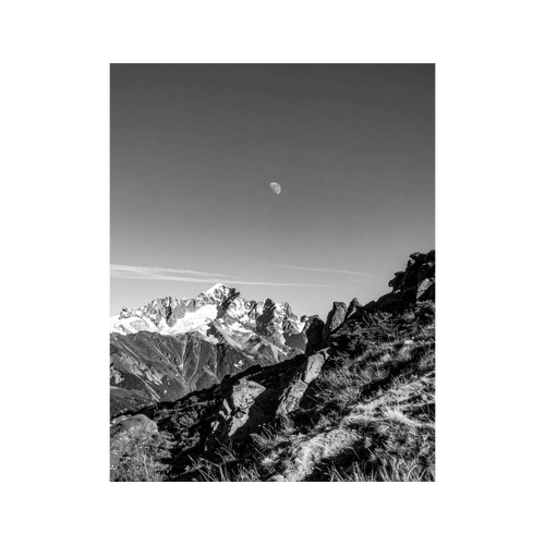 Wandbild Mond über den Alpen Schwarz Weiss